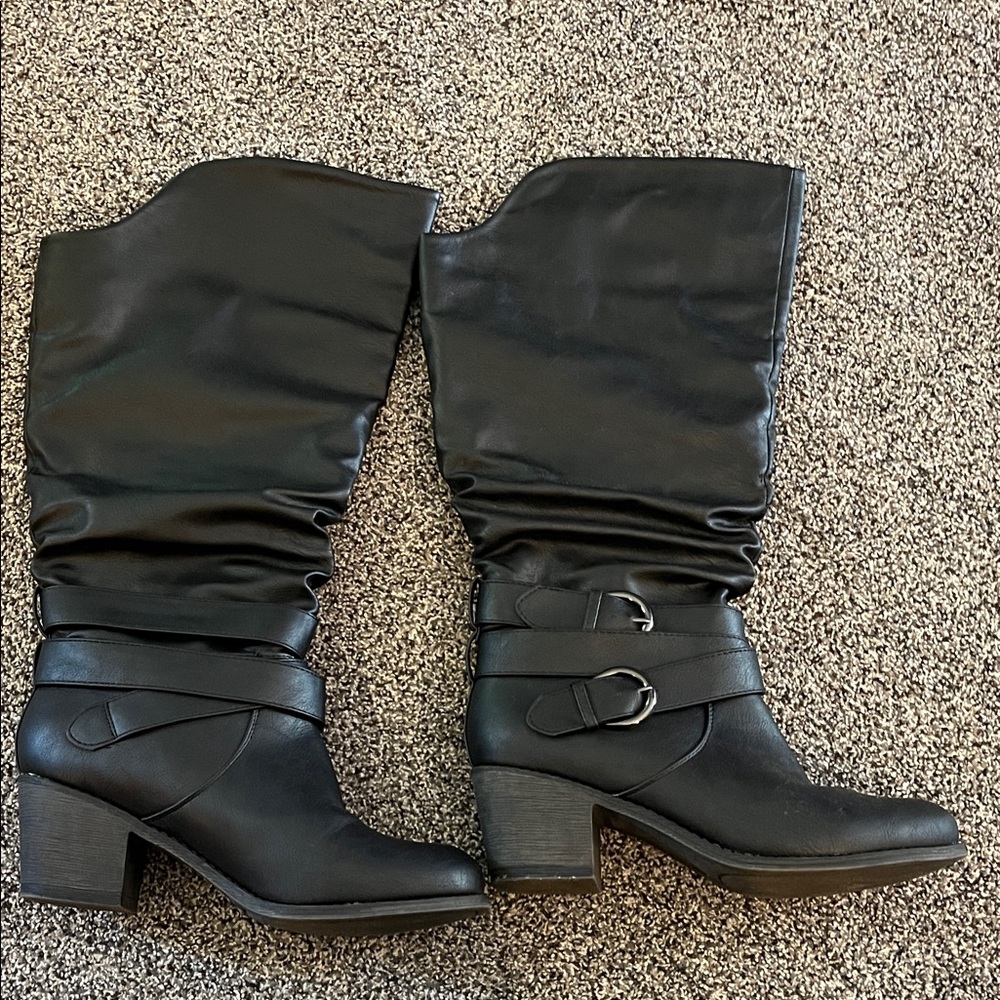 Black Knee-High Women's Boots